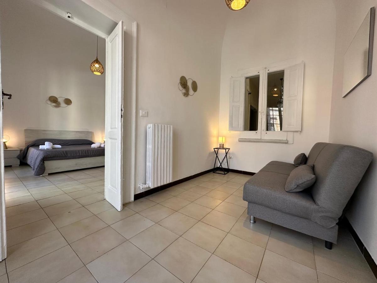Cconforthotels Appartamento Crispi Бари Екстериор снимка
