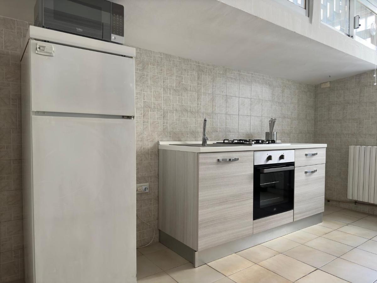 Cconforthotels Appartamento Crispi Бари Екстериор снимка