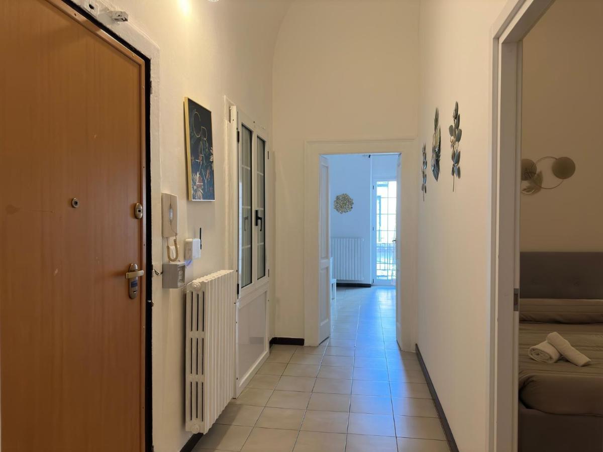 Cconforthotels Appartamento Crispi Бари Екстериор снимка